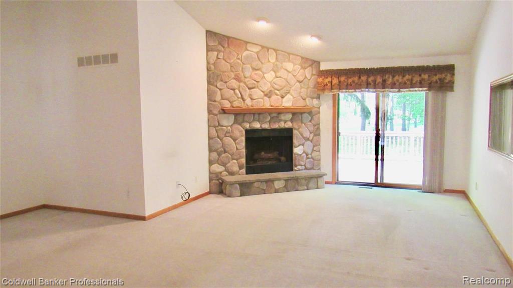 22320 River Ridge Trail Farmington Hills, MI 48335 - Photo 12 of 42