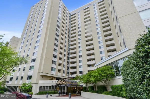 $3,450 | 4601 North Park Avenue, Unit 207G, Chevy Chase, MD 20815