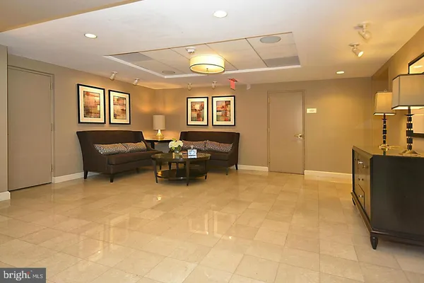 $3,450 | 4601 North Park Avenue, Unit 207G, Chevy Chase, MD 20815