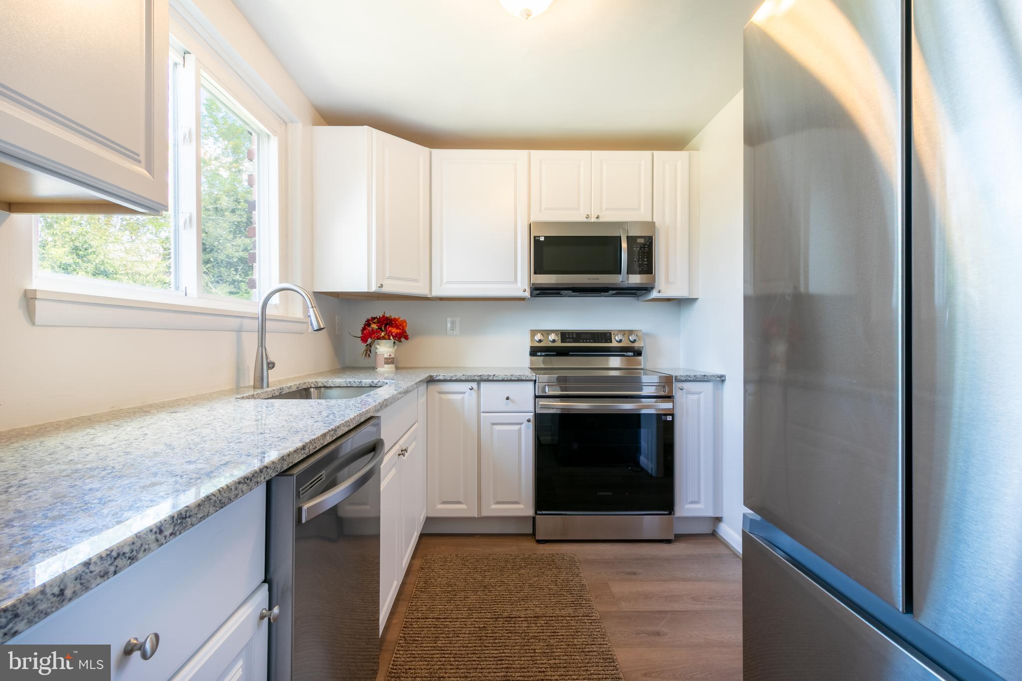 56 Crescent Road Greenbelt, MD 20770 - Photo 5 of 31 Kitchen