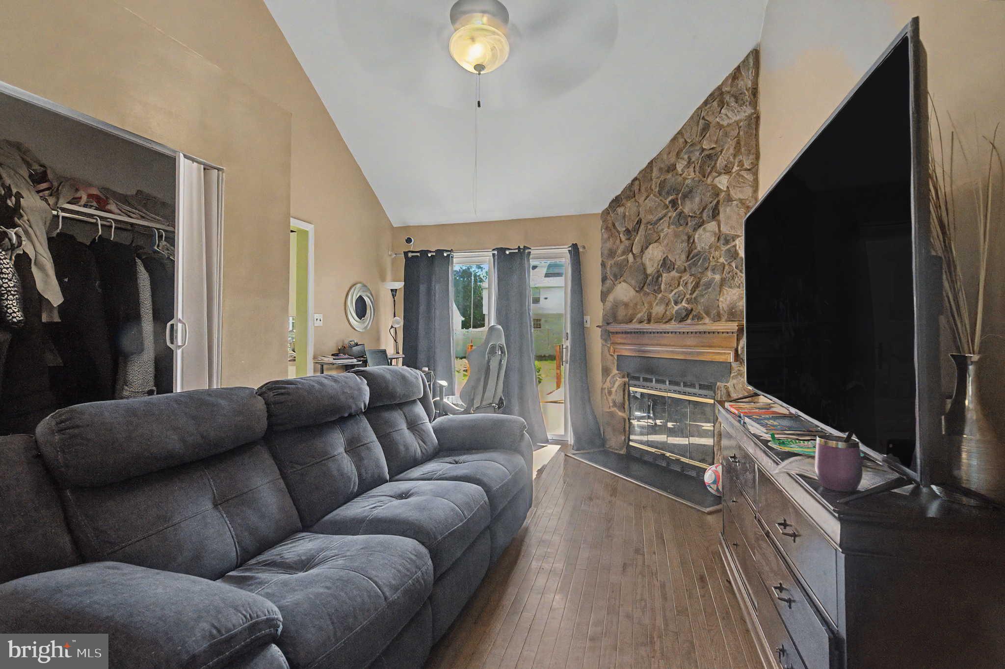 15 Winfield Road Sicklerville, NJ 08081 - Photo 7 of 17