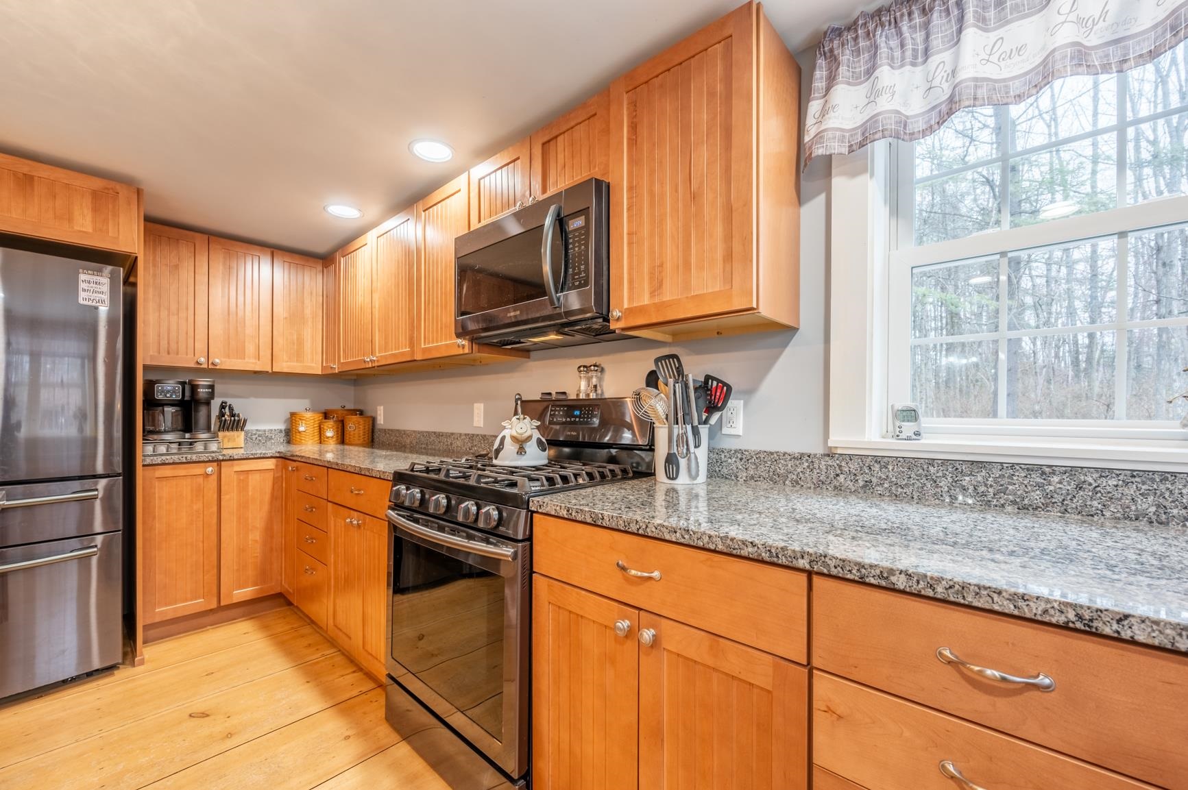 65 Barrett Road New London, NH 03257 - Photo 13 of 54 Gallery Image 13