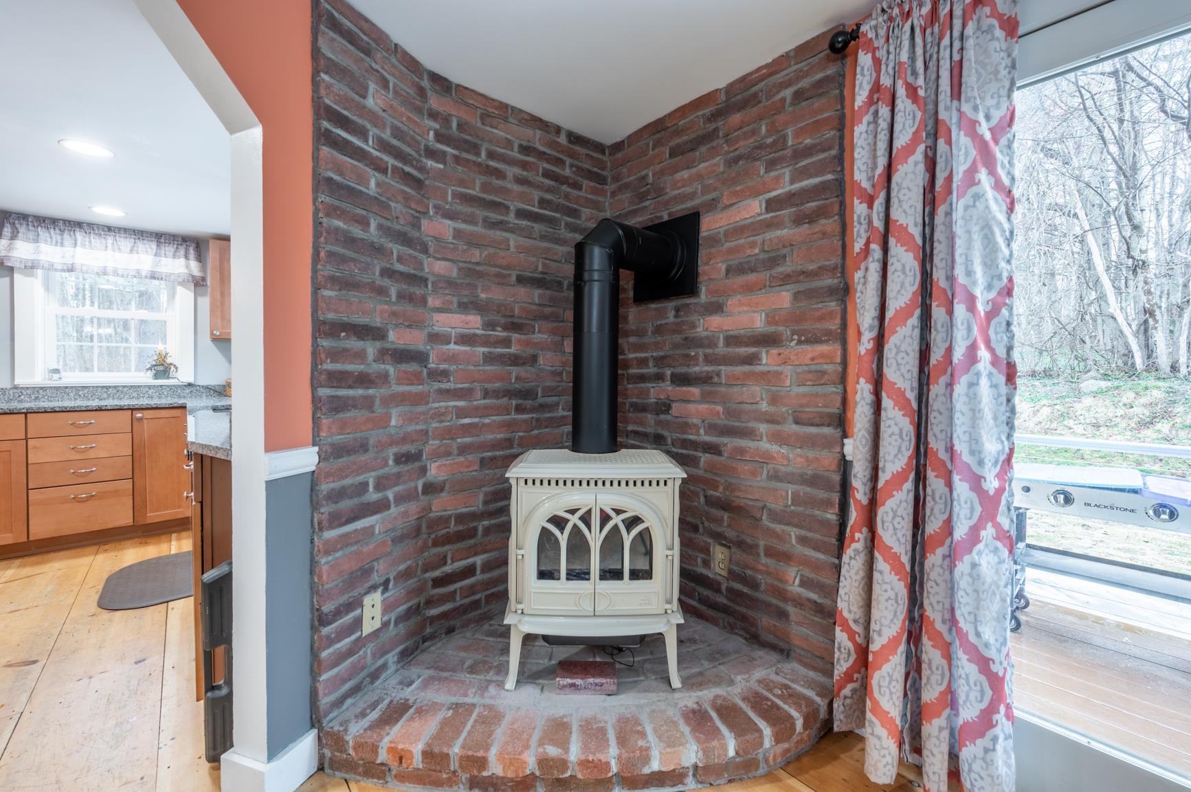 65 Barrett Road New London, NH 03257 - Photo 18 of 54 Gallery Image 18