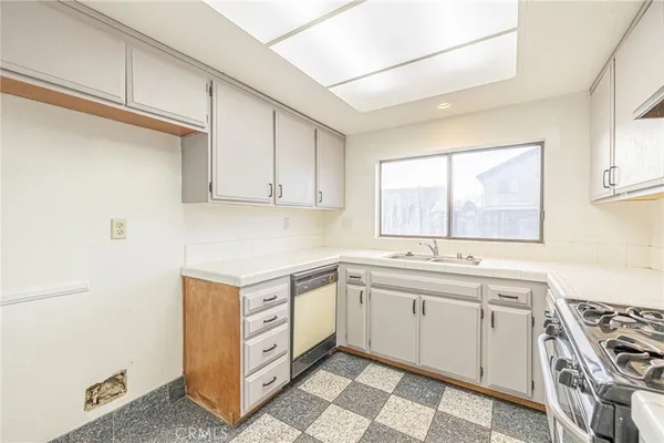 $3,200 | 38659 Angele Trumpet Court, Palmdale, CA 93550