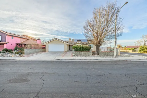 $3,200 | 38659 Angele Trumpet Court, Palmdale, CA 93550