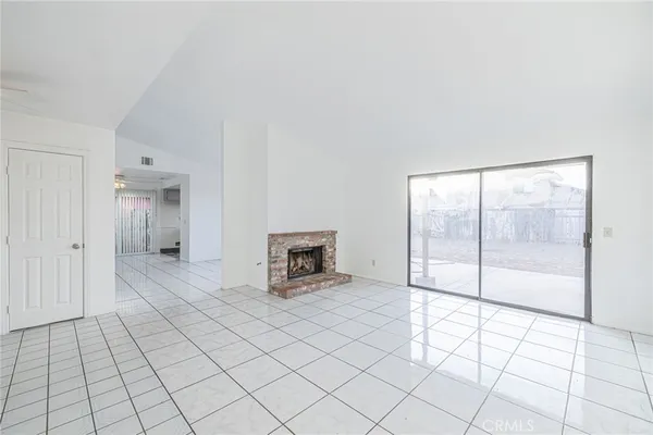 $3,200 | 38659 Angele Trumpet Court, Palmdale, CA 93550