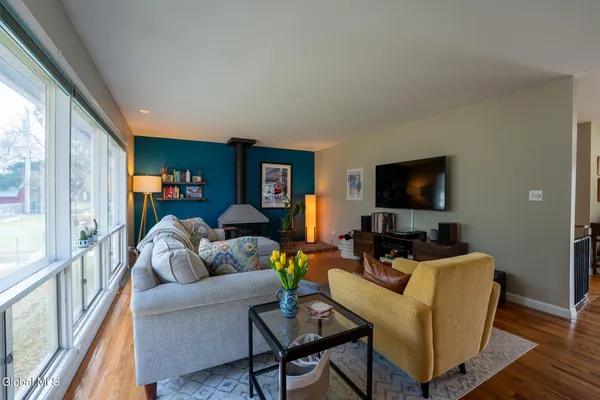 $329,900 | 52 Hawthorne Avenue, Albany, NY 12203