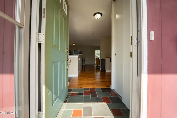 $329,900 | 52 Hawthorne Avenue, Albany, NY 12203