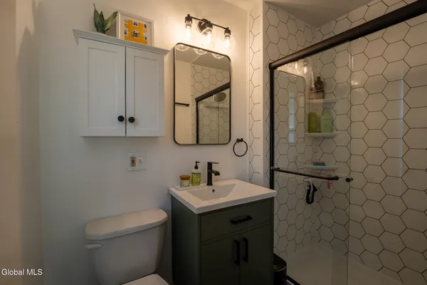 $329,900 | 52 Hawthorne Avenue, Albany, NY 12203