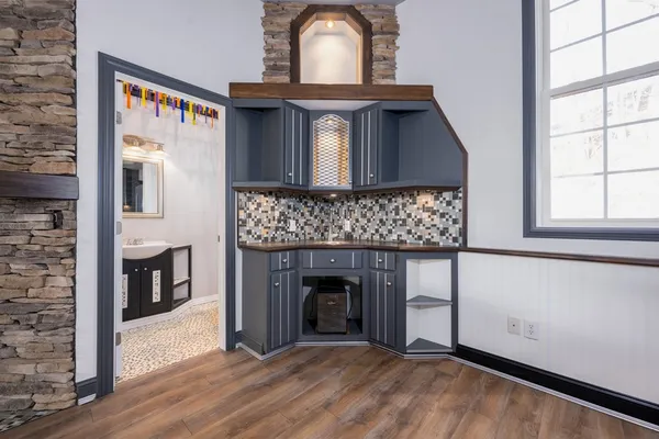 $649,700 | 214 Hedden Road, Murphy, NC 28906