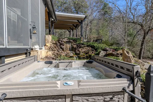 $649,700 | 214 Hedden Road, Murphy, NC 28906