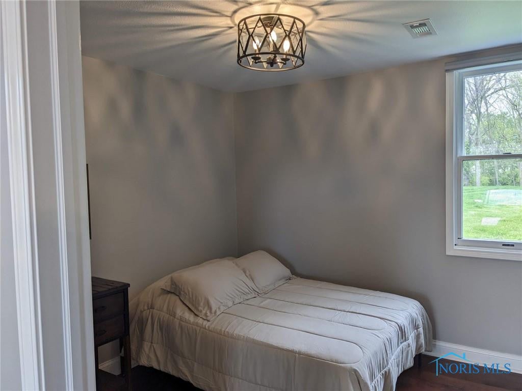 714 South River Road Waterville, OH 43566 - Photo 11 of 12 Gallery Image 11