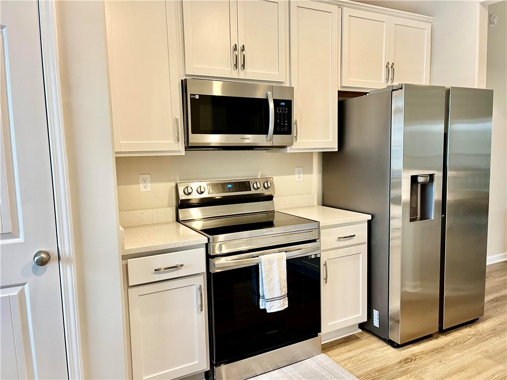 283 Chestnut Drive Brunswick, GA 31523 - Photo 8 of 38