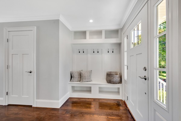 27 Columbia Road Arlington, MA 02474 - Photo 4 of 28