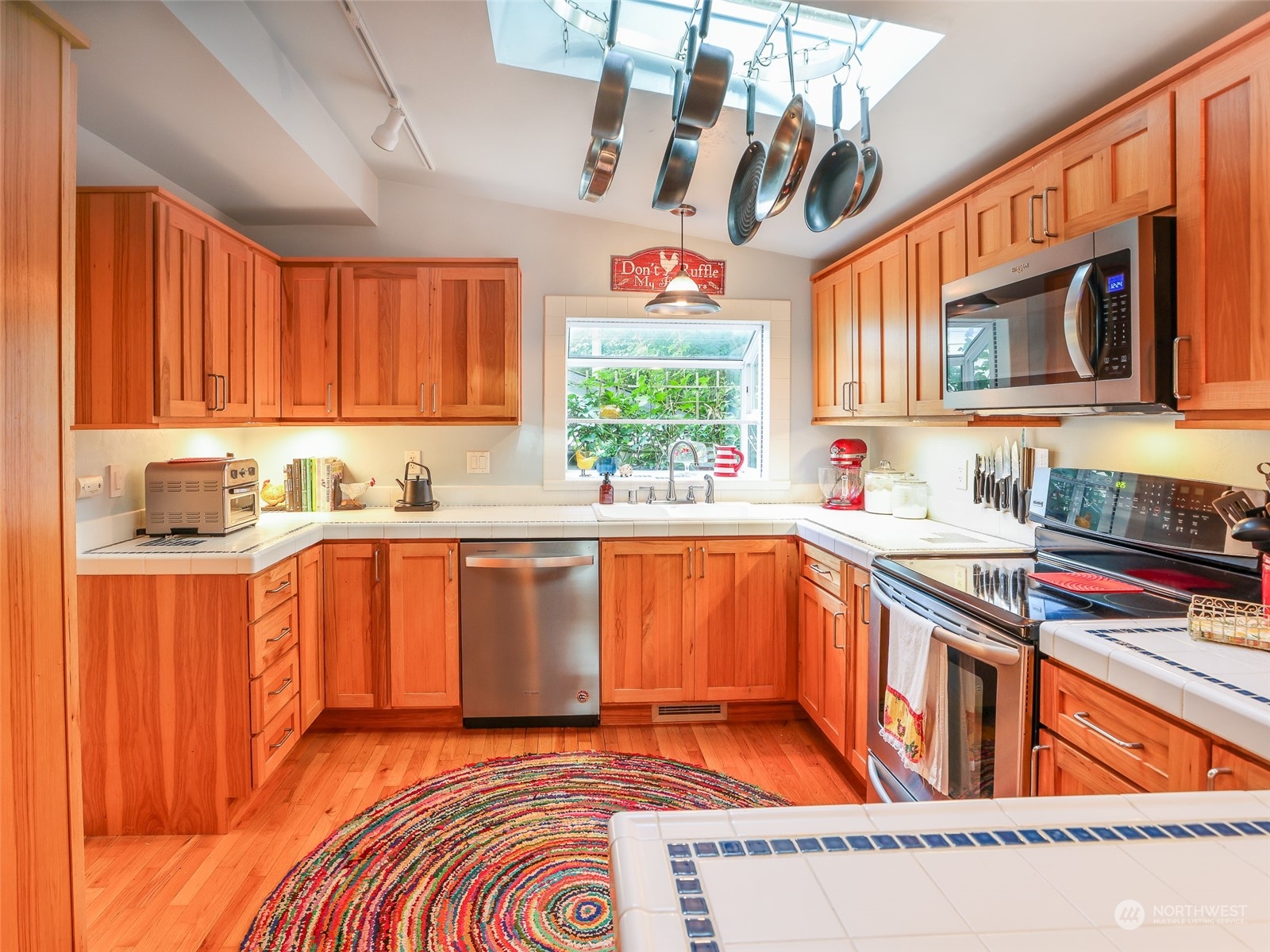15858 Southeast 116th Street Renton, WA 98059 - Photo 11 of 37 Gallery Image 11