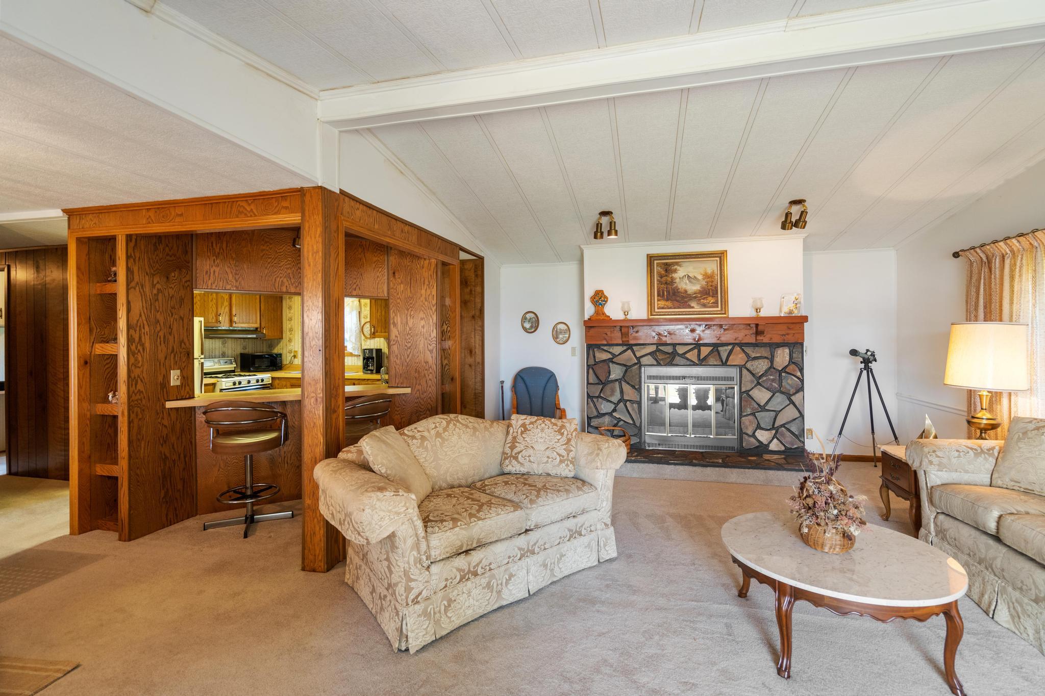 787 Parrott Point Road Indian River, MI 49749 - Photo 14 of 34 Gallery Image 14