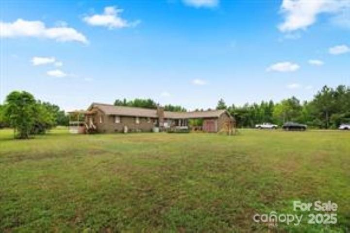 444 Brooke Road Cheraw, SC 29520 - Photo 3 of 37 Gallery Image 3