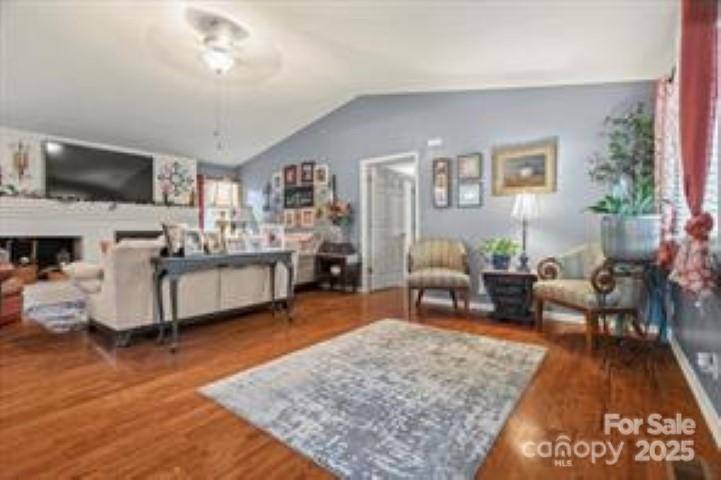 444 Brooke Road Cheraw, SC 29520 - Photo 8 of 37 Gallery Image 8