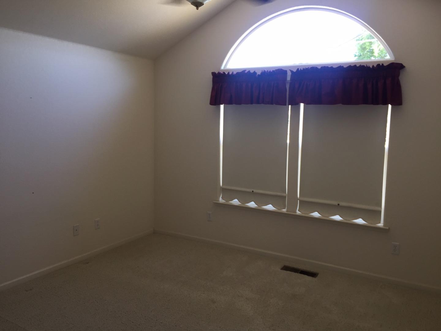 19 Riverside Road Hollister, CA 95023 - Photo 14 of 16 Gallery Image 14