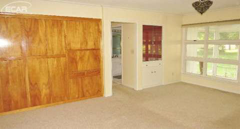809 West Broad Street Linden, MI 48451 - Photo 10 of 48 20447121-9.JPG