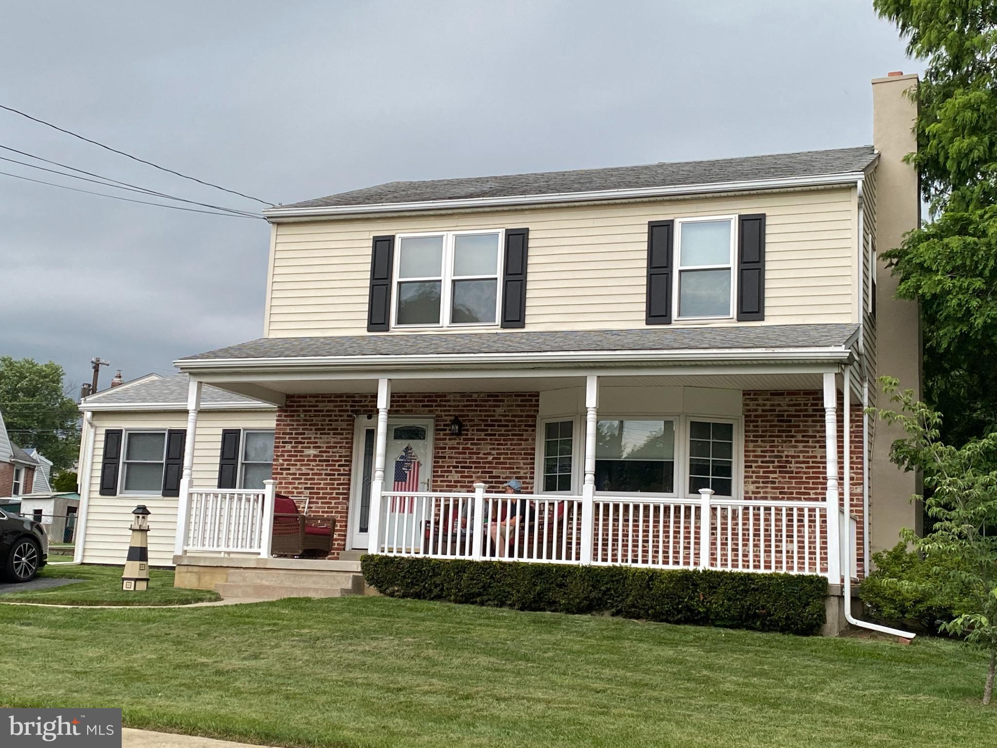 129 Ronald Road Aston, PA 19014 - Photo 1 of 48 a front view of a house with a yard