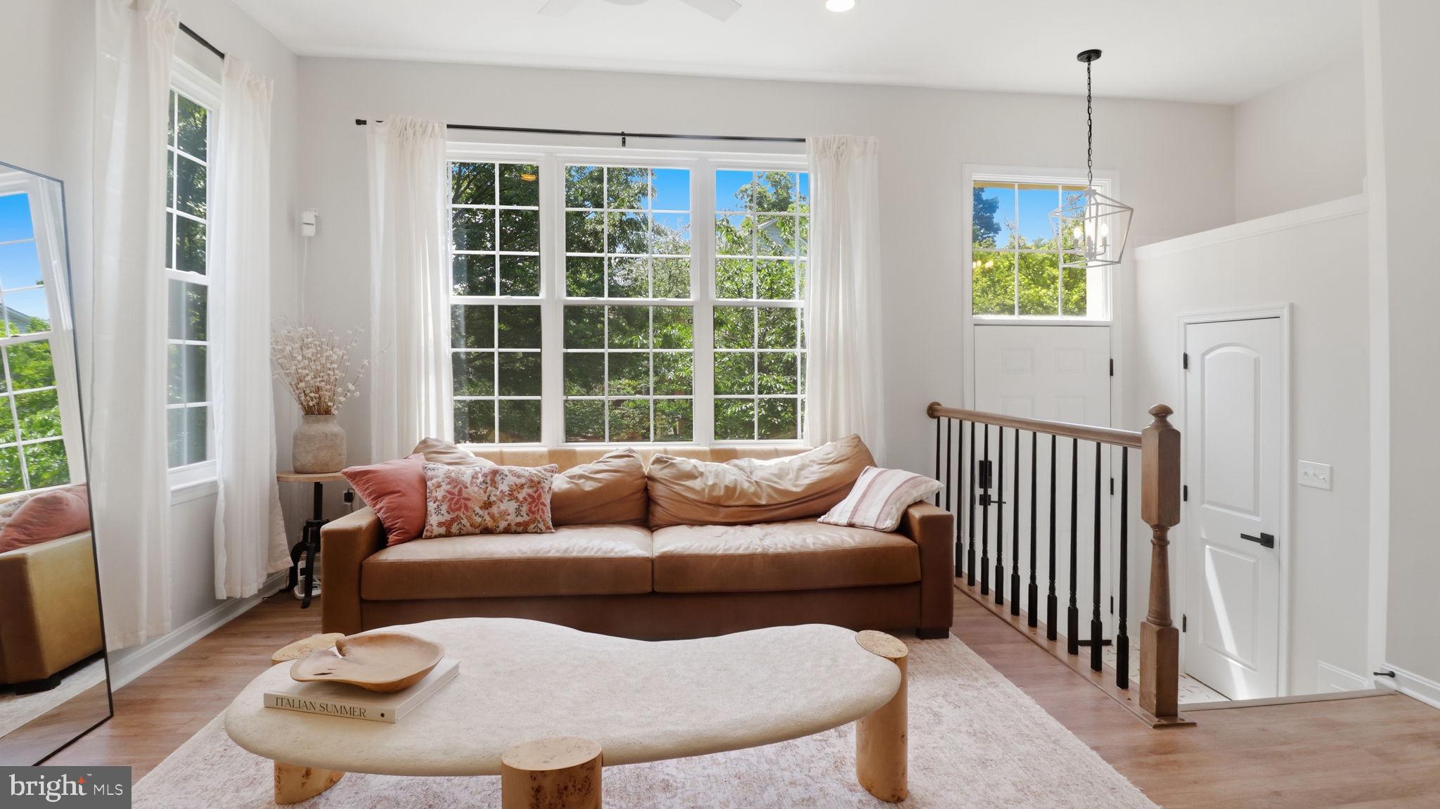 12000 Edgemere Circle Reston, VA 20190 - Photo 4 of 31 Light filled family room