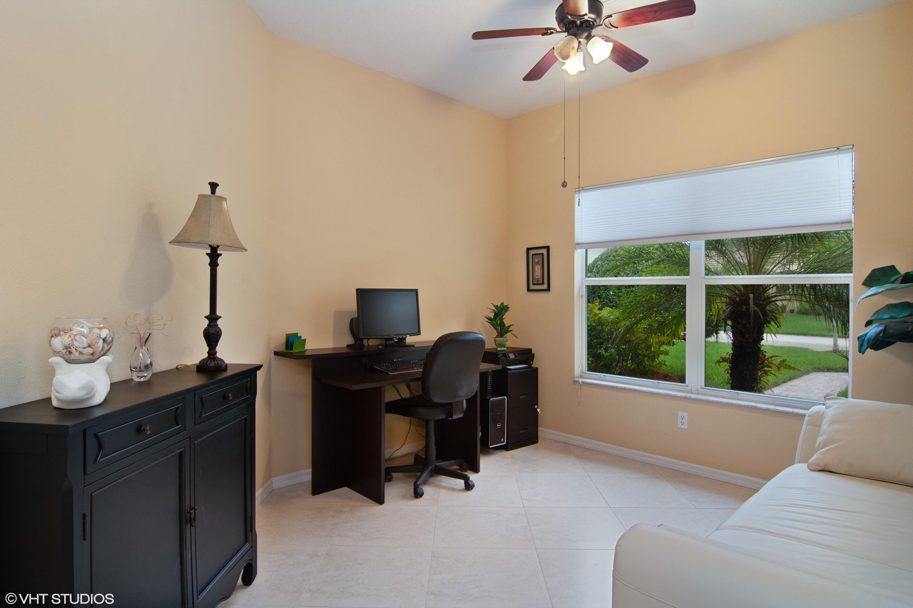 314 Southwest Coconut Key Way Port St. Lucie, FL 34986 - Photo 12 of 28 Den/Office