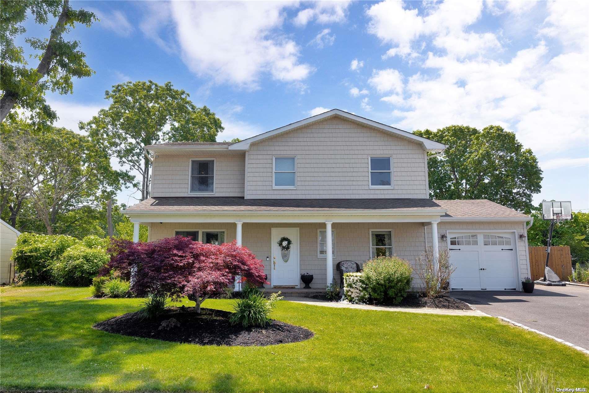 Front of this gorgeous home