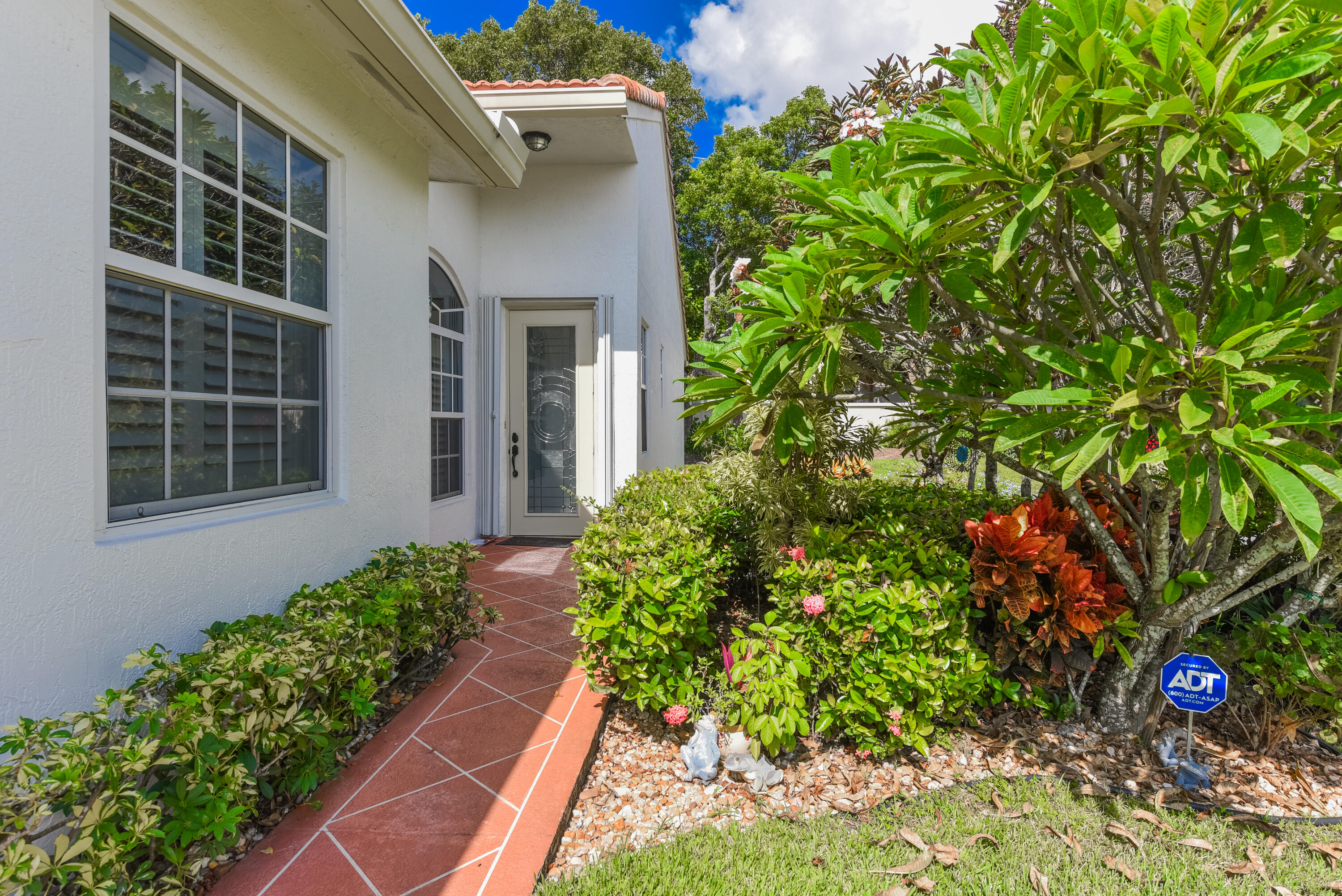 011-011-15191 Ixora Rd Jody-3000x2003