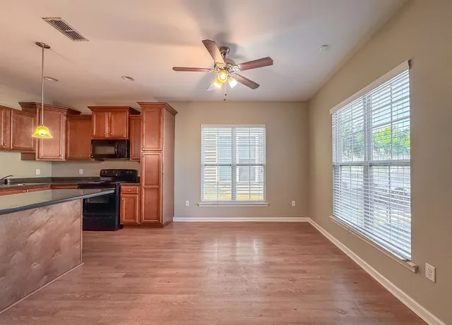 $1,800 | 1988 Greencastle Lane, Tallahassee, FL 32304