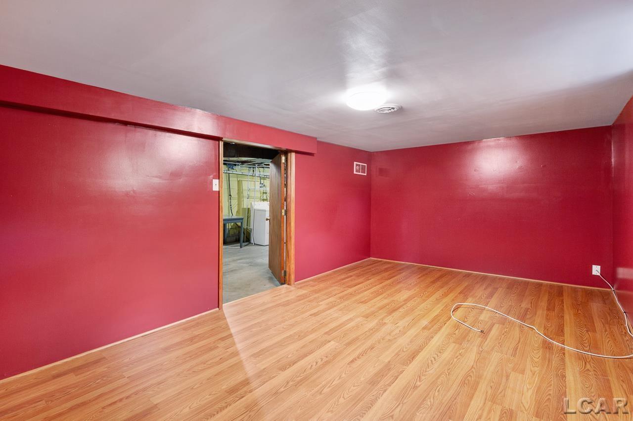 3904 Deerfield Road Adrian, MI 49221 - Photo 30 of 40 50147316-99ad7717-262f-43ba-9cc3-ba4db7fb3264.JPG