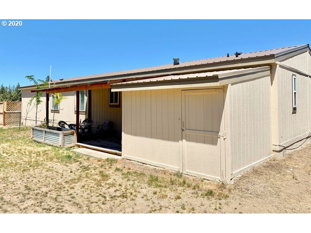 14234 Southwest Commercial Loop Road Terrebonne, OR 97760 - Photo 2 of 15 Gallery Image 2