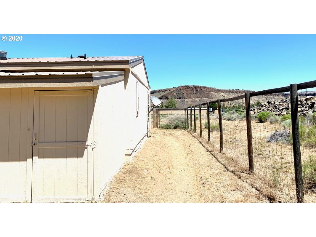 14234 Southwest Commercial Loop Road Terrebonne, OR 97760 - Photo 10 of 15 Gallery Image 10
