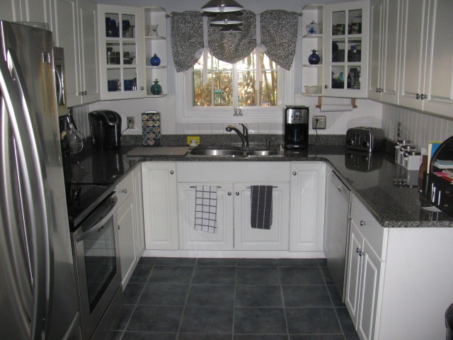 50 Wadleigh Point Road Kingston, NH 03848 - Photo 4 of 24 Gallery Image 4