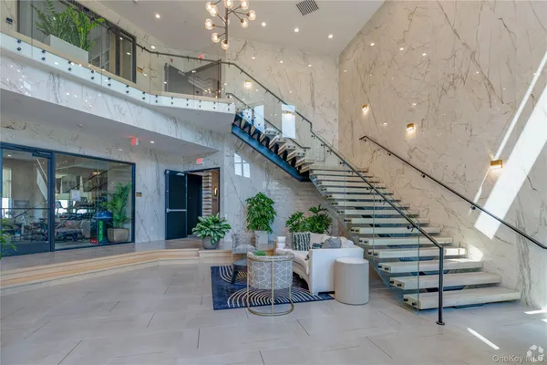 $2,700 | 15 Washington Avenue, Unit 414, Suffern, NY 10901