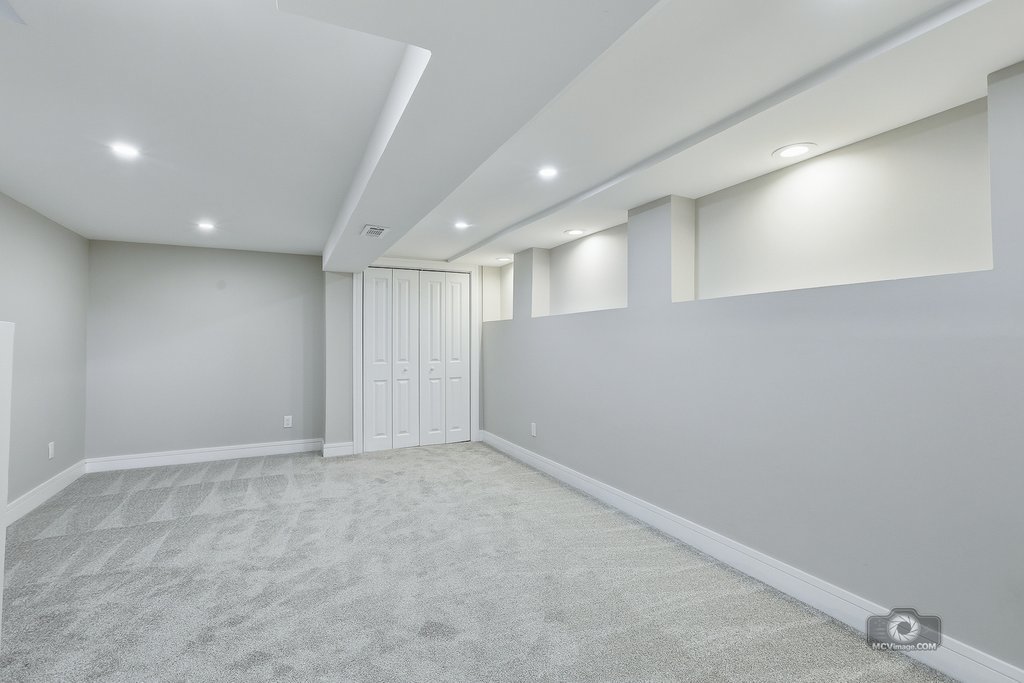 1050 West 87th Street Chicago, IL 60620 - Photo 11 of 12