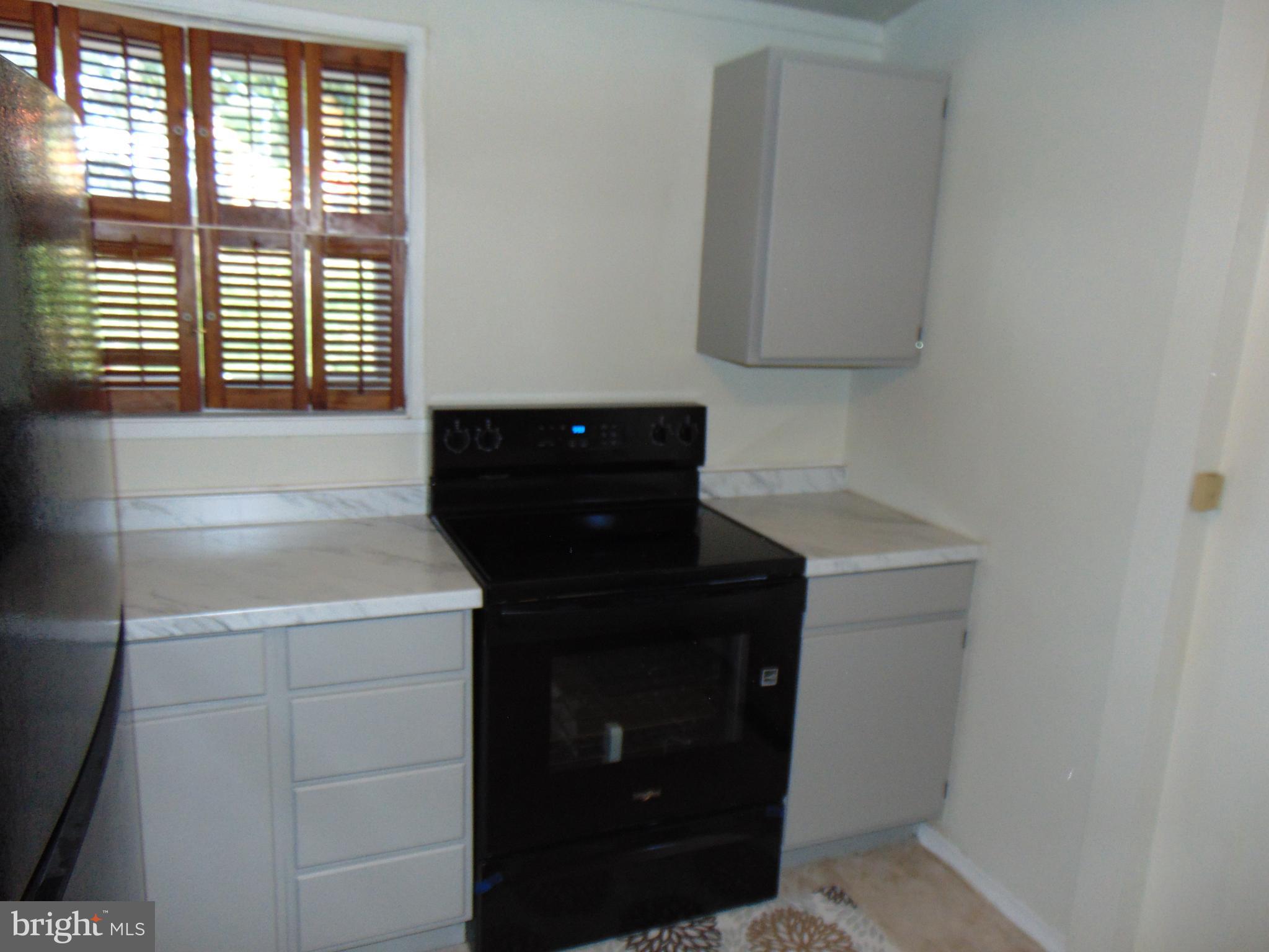 909 Oak Street Frederick, MD 21703 - Photo 14 of 34 ...and Appliances...