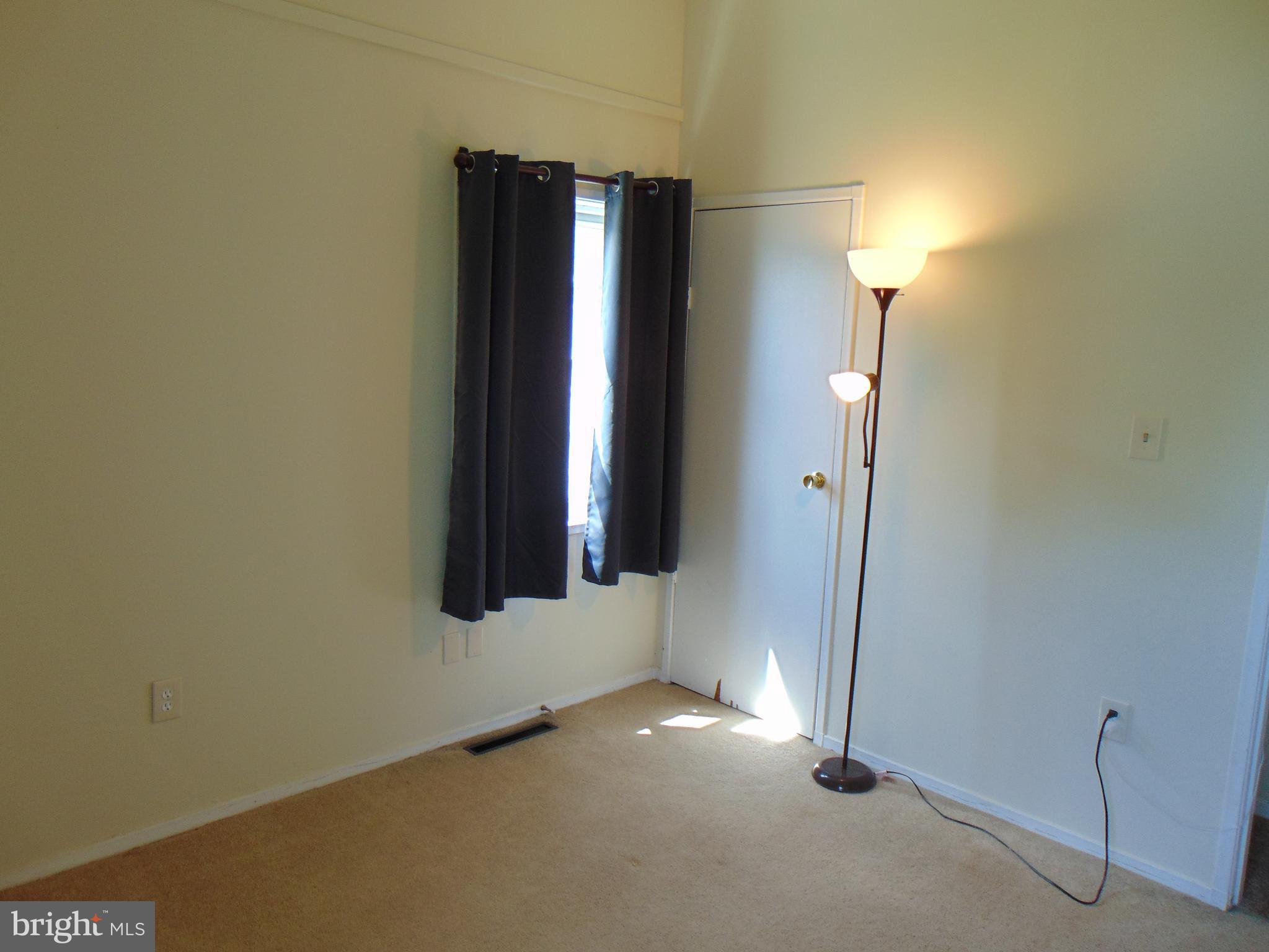 909 Oak Street Frederick, MD 21703 - Photo 7 of 34 BR 3