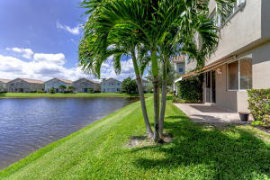 3012 Laurel Ridge Circle Riviera Beach, FL 33404 - Photo 24 of 35 24