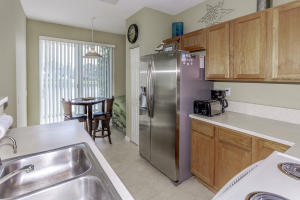 3012 Laurel Ridge Circle Riviera Beach, FL 33404 - Photo 9 of 35 7