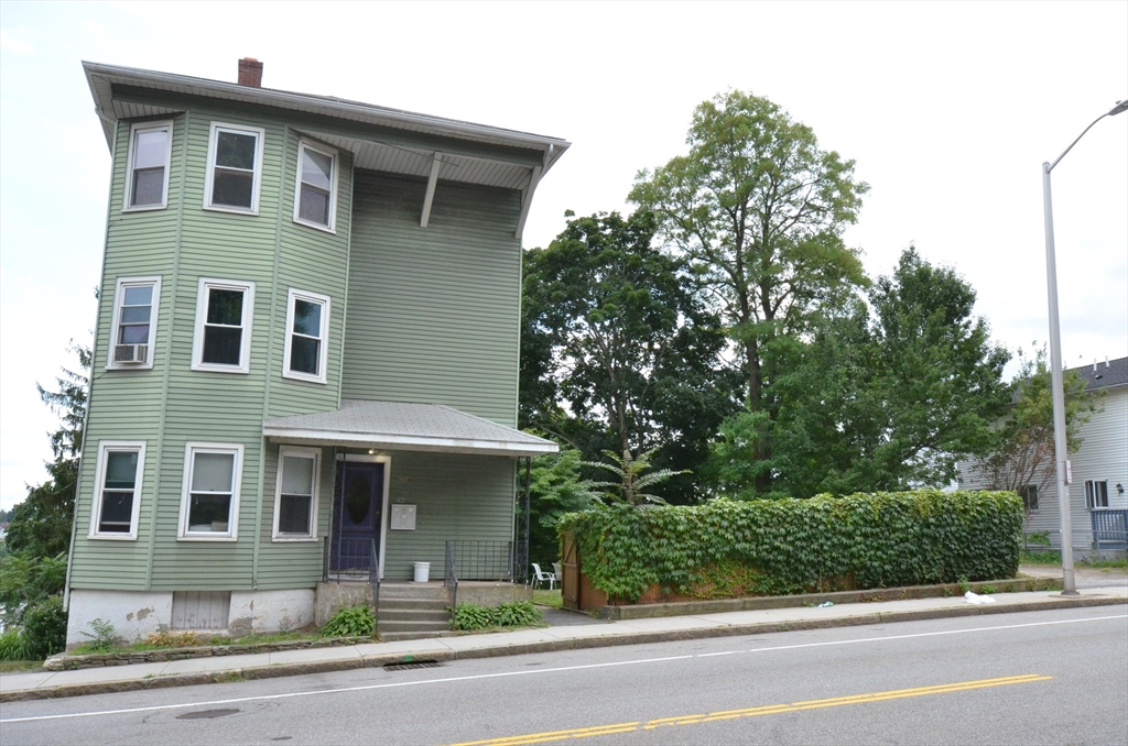 264 Belmont Street, Unit 2 Worcester, MA 01604 - Photo 2 of 5