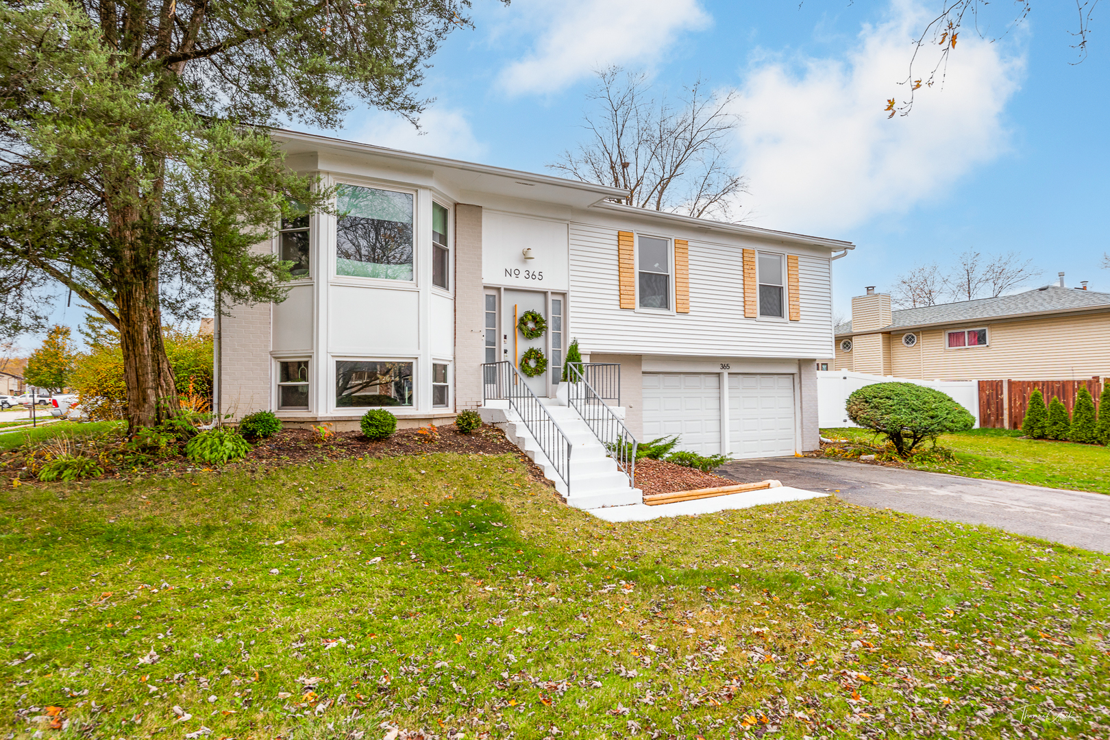 365 North Pinecrest Road Bolingbrook, IL 60440 - Photo 1 of 43