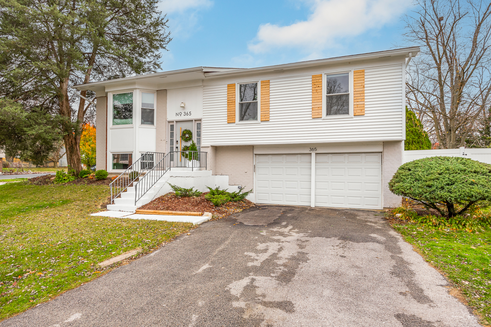 365 North Pinecrest Road Bolingbrook, IL 60440 - Photo 4 of 43