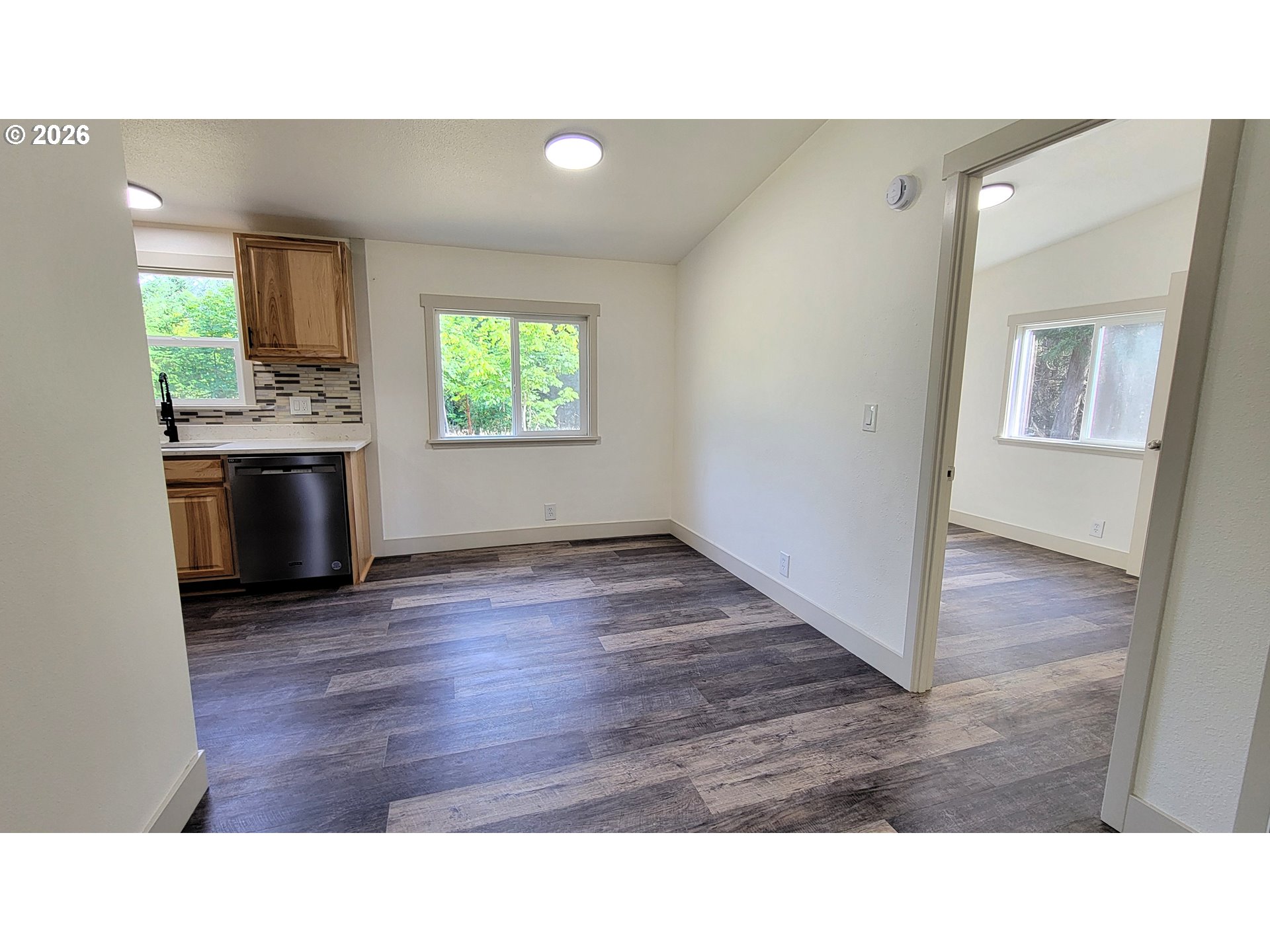 86820 Northill Ranch Road Eugene, OR 97402 - Photo 8 of 30 Dining Area