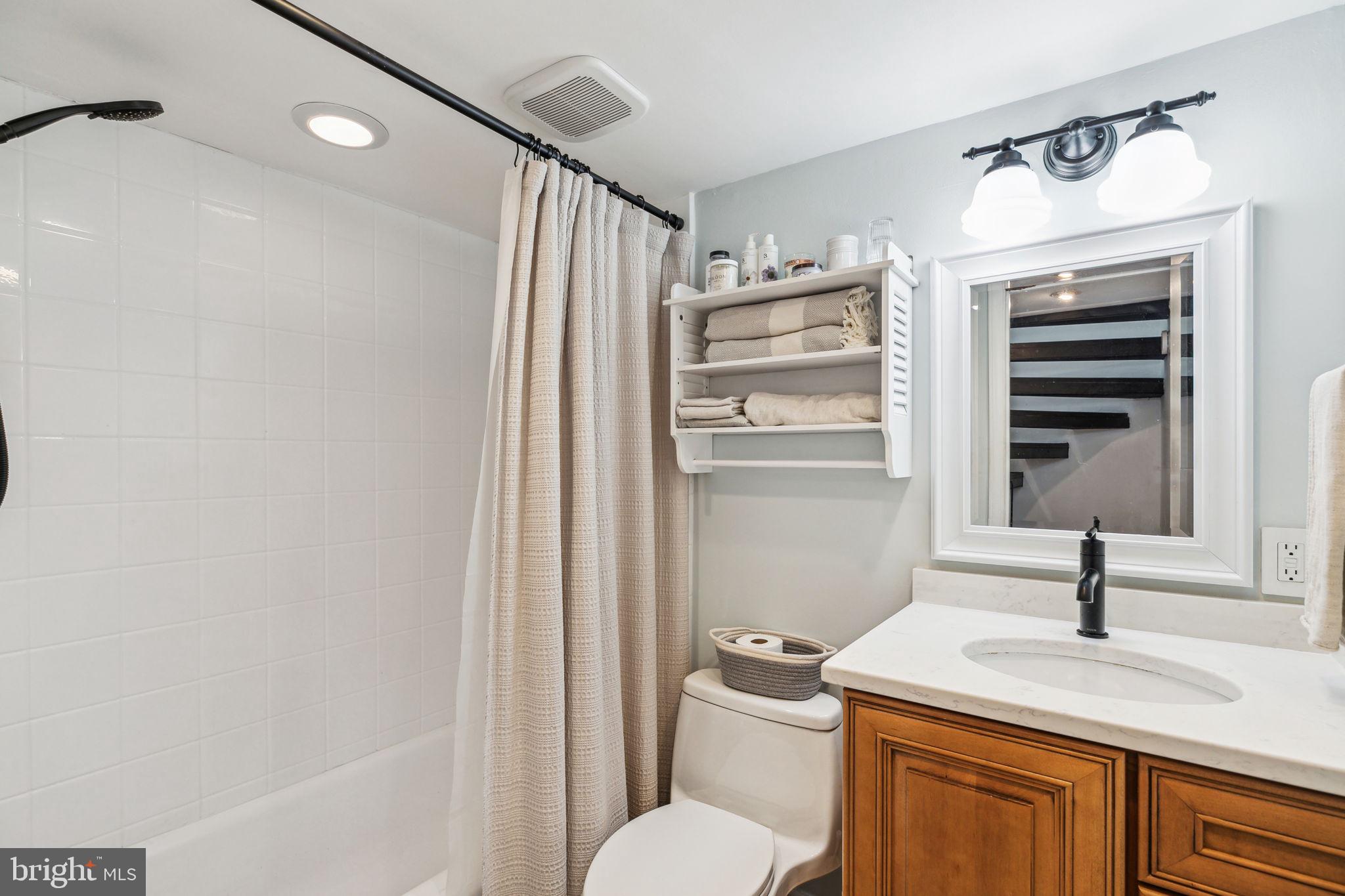 908 Waverly Street Philadelphia, PA 19147 - Photo 27 of 37