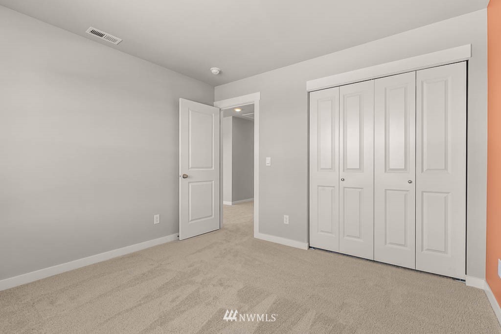 5821 Waverly Road Southwest, Unit 14 Port Orchard, WA 98367 - Photo 26 of 37 Gallery Image 26