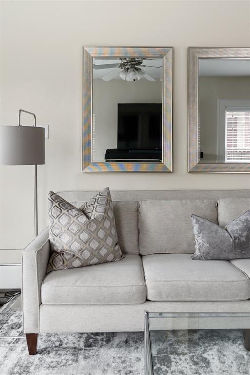 1007 North Madison Avenue, Unit 7 Dallas, TX 75208 - Photo 7 of 33