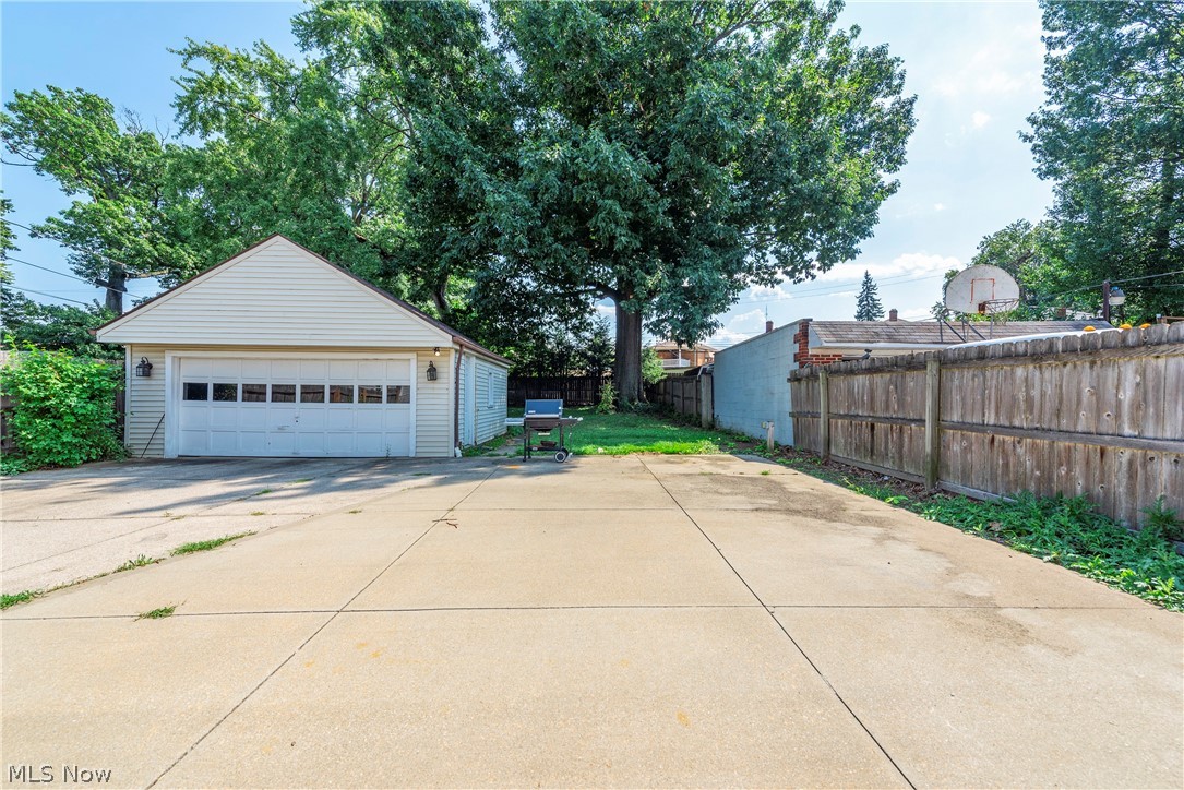 5607 Ackley Road Parma, OH 44129 - Photo 39 of 44 Gallery Image 39