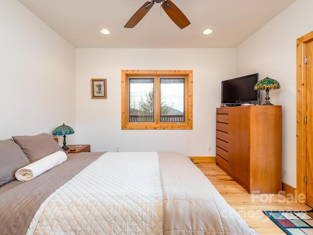 1017 South Turkey Creek Road Leicester, NC 28748 - Photo 23 of 46 Gallery Image 23