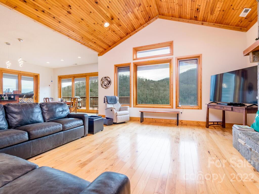 1017 South Turkey Creek Road Leicester, NC 28748 - Photo 8 of 46 Gallery Image 8
